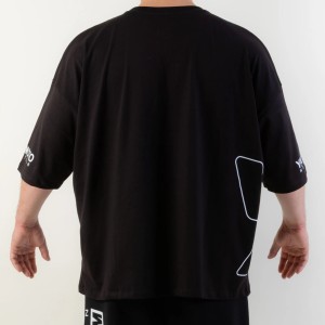 Maglia Over Cotone Stretch Yamamoto – Comfort e Stile Oversize.